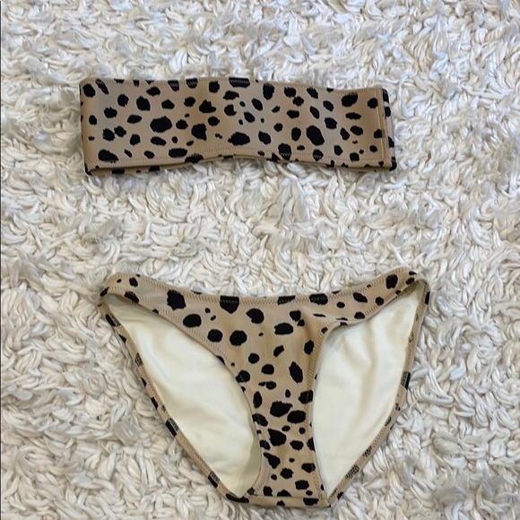 Trangl Cheetah Print Bikini! - Picture 1 of 3